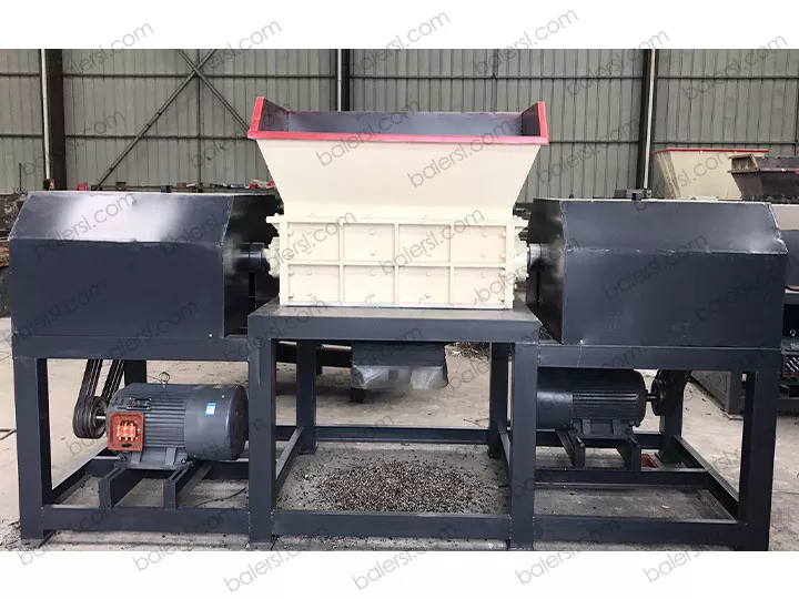 Heavy duty scrape metal shredder 