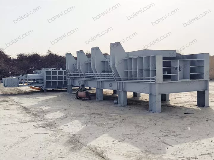 hydraulic gantry shear