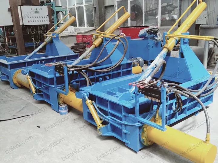 industrial horizontal scrap metal baler