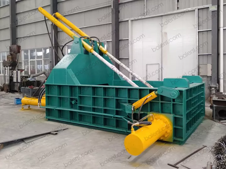 scrap metal baler machine