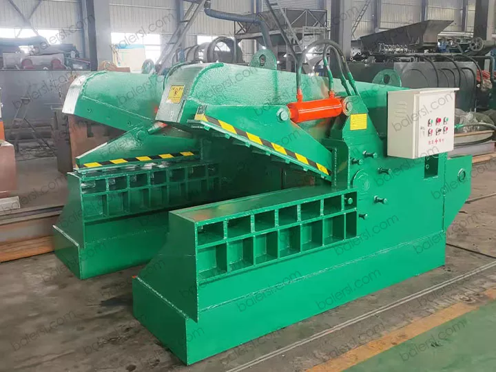 hydraulic scrap shearing machine