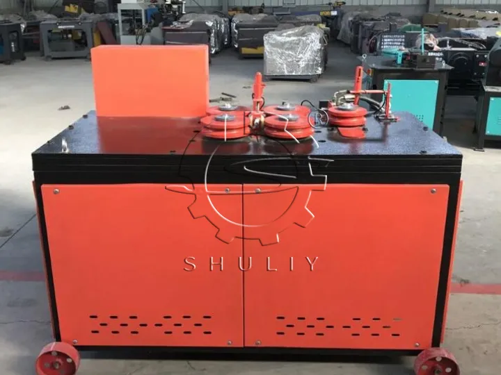 Shuliy propose une gamme complète de modèles de machines à cintrer les tubes CNC pour répondre à diverses capacités de production.